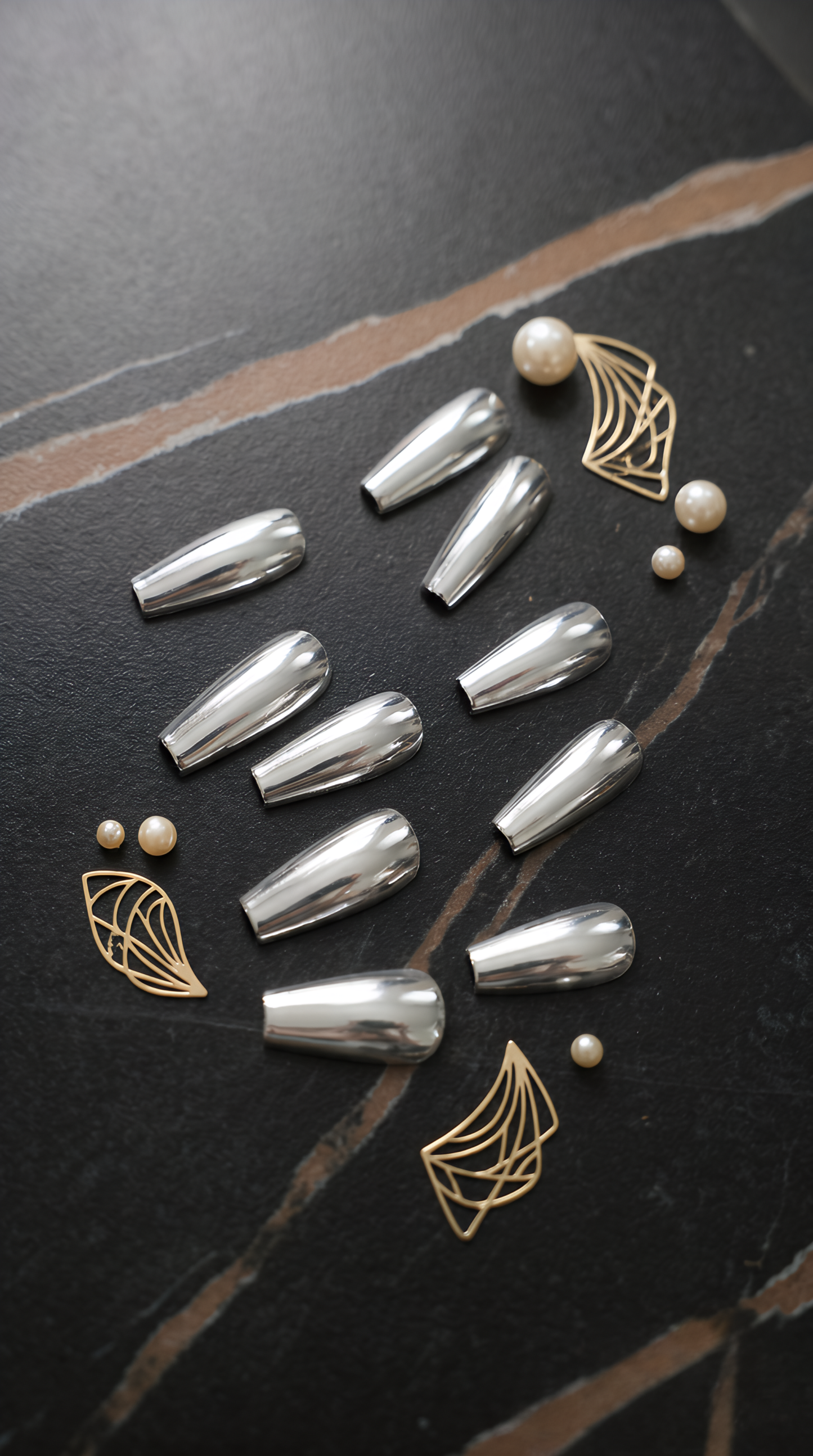 Silver Chrome Press-On Nails | 30pcs Reusable Nail Set