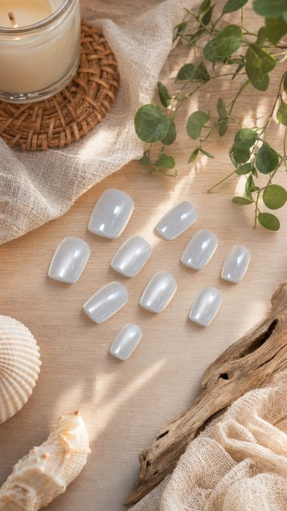 Aurora White Press-On Nails Set | 30pcs – Slay Nails Gift Set
